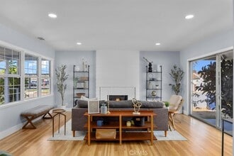 13204 Wilton Pl in Gardena, CA - Building Photo - Building Photo