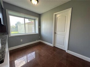 888 Legion Dr in Terrytown, LA - Building Photo - Building Photo