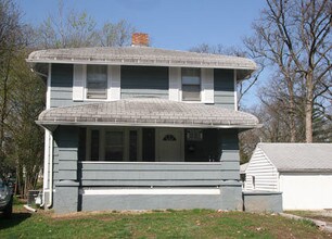 EIP Student Housing in Charleston, IL - Building Photo - Building Photo