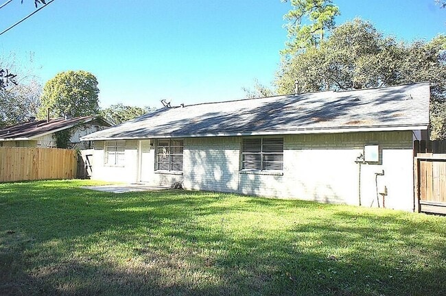 property at 2618 Tinechester Dr