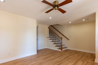 813 Close Ave in Virginia Beach, VA - Building Photo - Building Photo