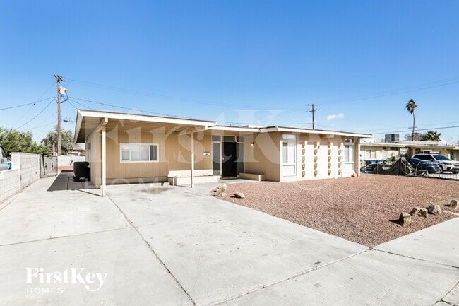 2800 E Webb Ave in North Las Vegas, NV - Building Photo - Building Photo