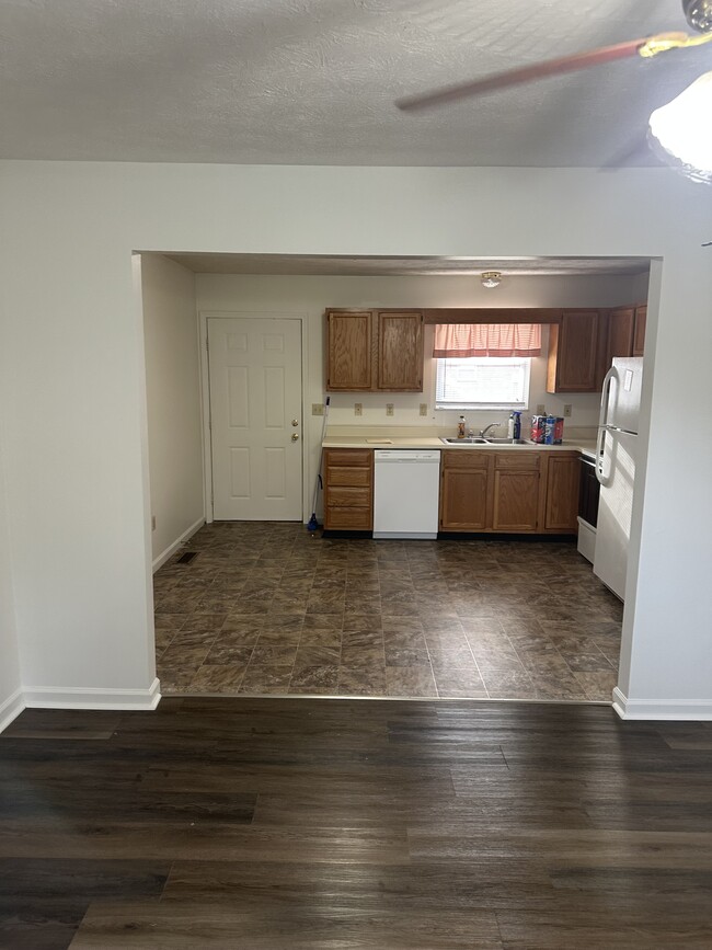 property at 3330 Pennsylvania Ave