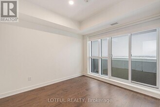 560 Rideau St in Ottawa, ON - Building Photo - Building Photo