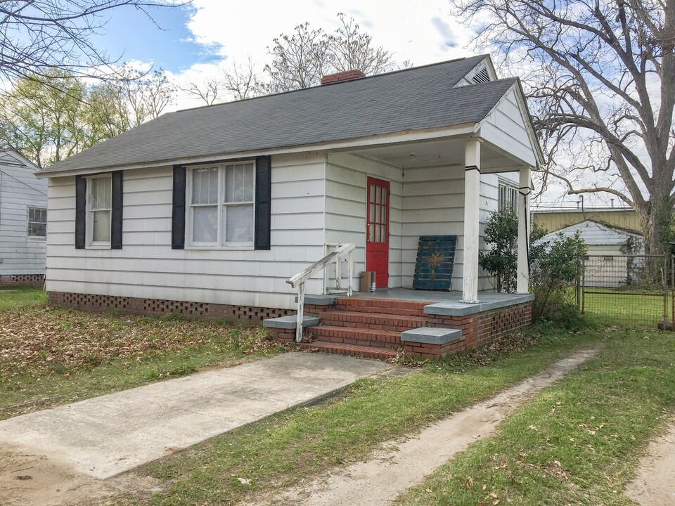 1157 Virginia St in Columbia, SC - Foto de edificio