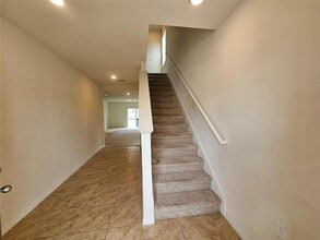 1387 Berry Ln in Davenport, FL - Building Photo - Building Photo