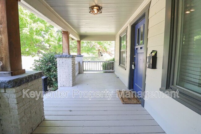 1203 S Florence Pl in Tulsa, OK - Foto de edificio - Building Photo