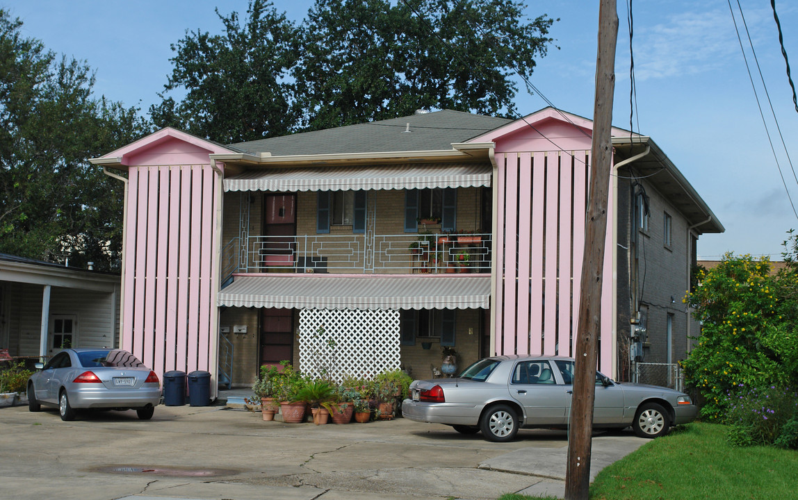 2912 Independence St in Metairie, LA - Building Photo