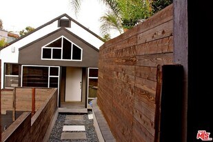 2161 Ewing St in Los Angeles, CA - Building Photo