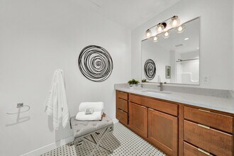 115 W Galena Blvd in Aurora, IL - Building Photo - Building Photo