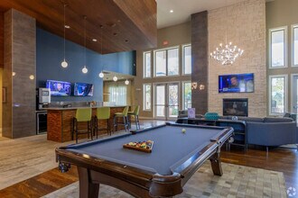 9301 Old Bee Caves Rd in Austin, TX - Building Photo - Building Photo