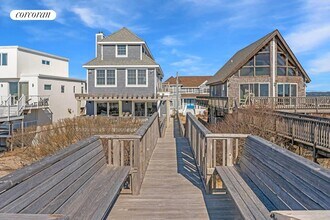 891 Dune Rd in Westhampton Beach, NY - Building Photo - Building Photo