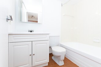 The Ramezay in Montréal, QC - Building Photo - Building Photo