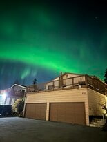 8327 Jewel Lake Rd in Anchorage, AK - Building Photo