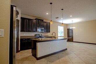 3450 Schoolhouse Rd in Harmony, FL - Building Photo - Building Photo