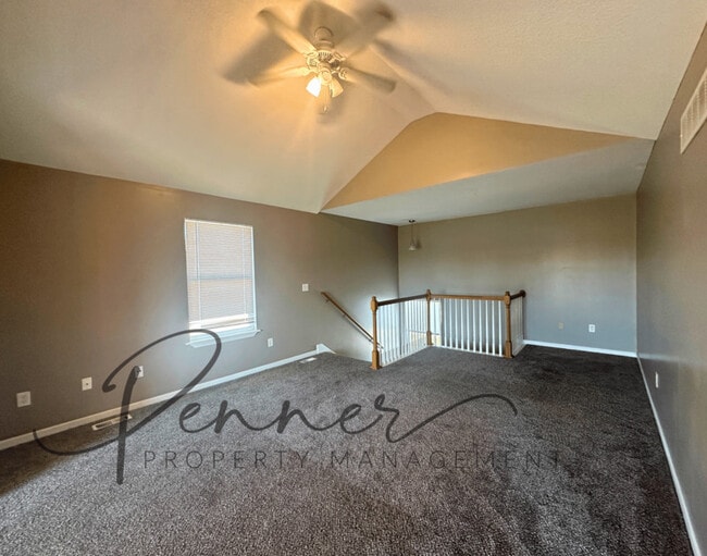 1017 NW Willow Dr in Grain Valley, MO - Building Photo - Building Photo