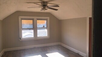 4870 E Lee Ave in St. Louis, MO - Building Photo