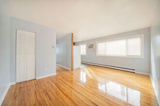 Terrace Manor in Minneapolis, MN - Building Photo - Interior Photo