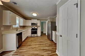 10610 Colony Glen Dr in Alpharetta, GA - Building Photo - Building Photo