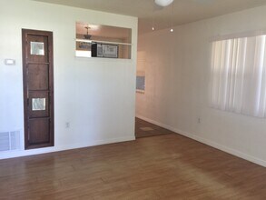 3310 New England St in Sarasota, FL - Building Photo - Building Photo