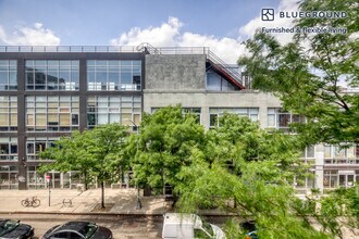 231 Kent Ave in Brooklyn, NY - Building Photo - Building Photo