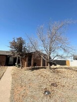4808 Country Club Dr in Midland, TX - Building Photo