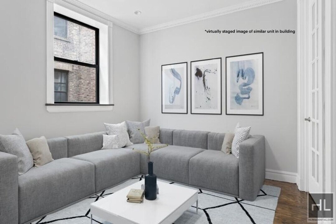 EAST 35 STREET in New York, NY - Building Photo