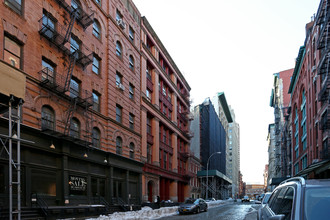 149 Franklin St in New York, NY - Building Photo - Building Photo