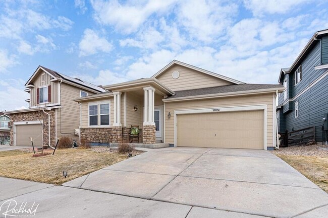 property at 5024 S Shawnee St