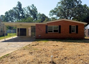 3052 Curtis St in Memphis, TN - Building Photo