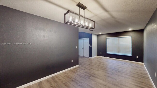 238 Magnolia Ave in Davie, FL - Building Photo - Building Photo