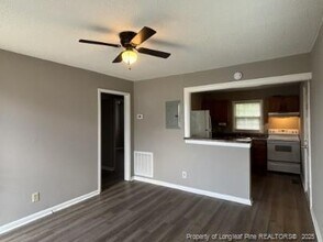 114 Calvin St in Spring Lake, NC - Building Photo - Building Photo