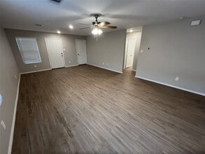 132 Pine Bend Ct in Magnolia, TX - Building Photo - Building Photo