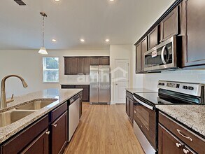 105 Moultrie Crossing Ln in St. Augustine, FL - Foto de edificio - Building Photo