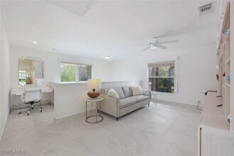 881 Gulf Pavillion Dr in Naples, FL - Building Photo - Building Photo