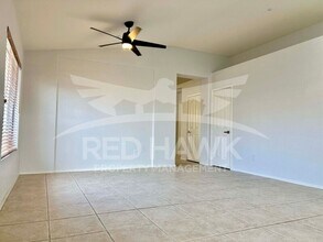 9750 E Kiva Ave in Mesa, AZ - Building Photo - Building Photo