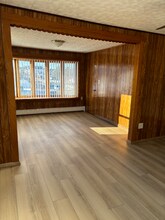 1563 Cove Rd in New Bedford, MA - Foto de edificio - Building Photo