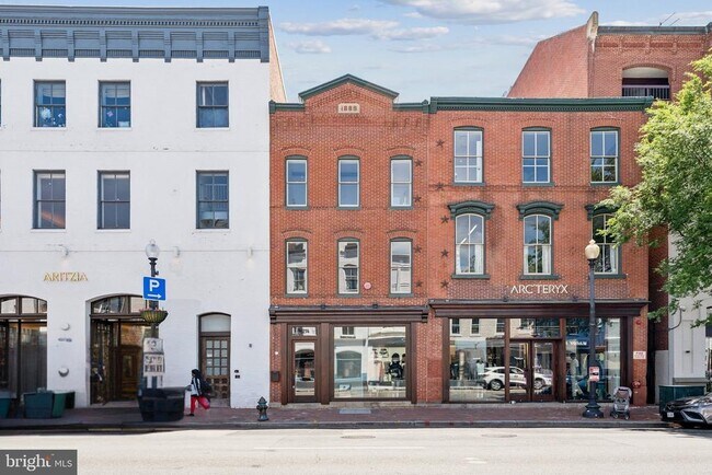 property at 3214 M St NW