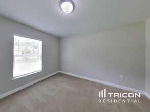 1155 15th St in Orange City, FL - Building Photo - Building Photo