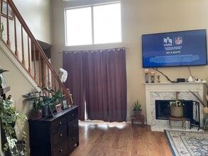 88 Wiltshire Ct in Gurnee, IL - Building Photo - Building Photo