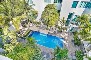 741 NE 4th Ave in Fort Lauderdale, FL - Building Photo