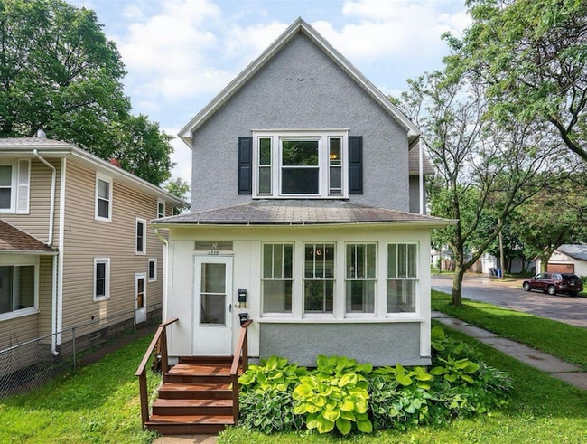 property at 1036 Edmund Ave W