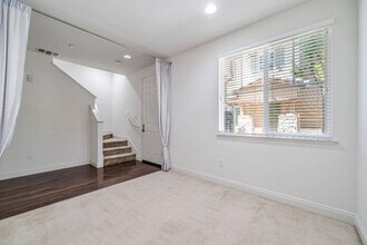 6704 S Mariposa Ln in Dublin, CA - Building Photo - Building Photo