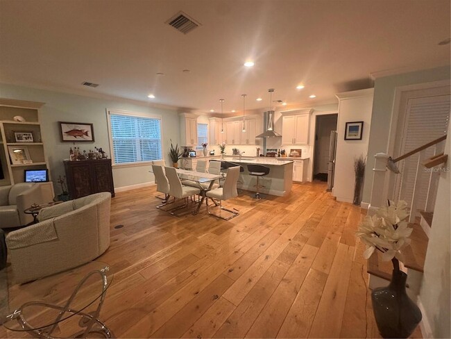 1716 Stapleton St in Sarasota, FL - Building Photo - Building Photo