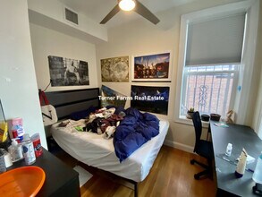 1029 Tremont St, Unit 3 in Boston, MA - Foto de edificio - Building Photo