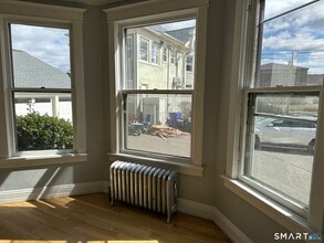 18 Taylor St in Torrington, CT - Building Photo - Building Photo