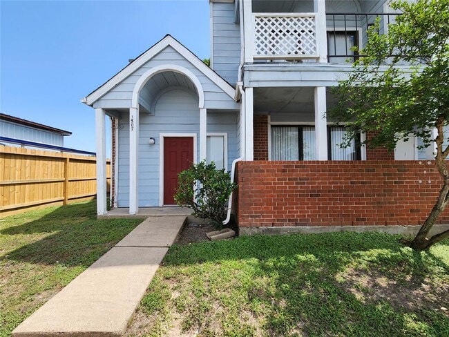 14550 Fonmeadow Dr