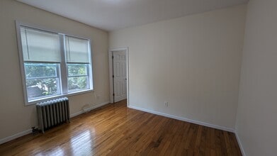 45-47 Newkirk St in Jersey City, NJ - Foto de edificio - Building Photo