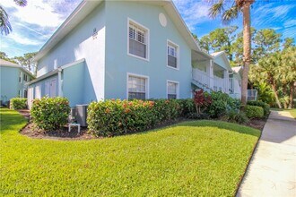 28280 Pine Haven Way in Bonita Springs, FL - Building Photo - Building Photo