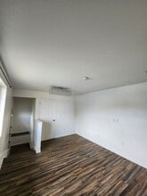 16237-16239 Vancil Loop SE in Yelm, WA - Foto de edificio - Building Photo